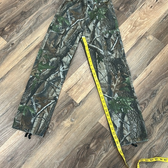 READHEAD BOYS “CAMO” PANTS SIZE LARGE CARGO STYLE REALTREE HARDWOODS - Picture 5 of 10